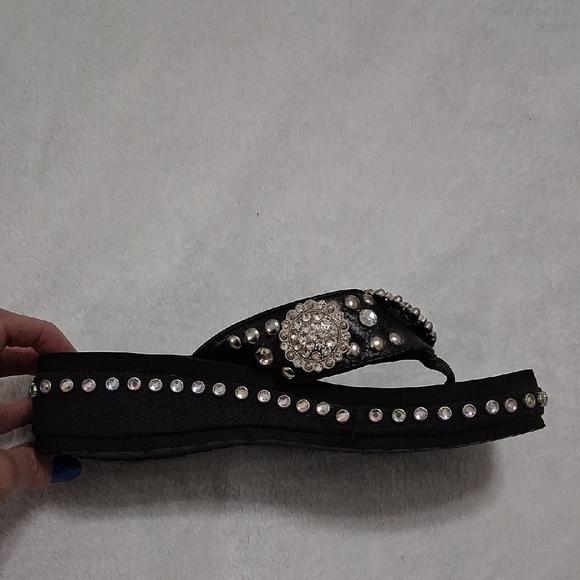 Grazie Black Sandals with Sparkling Silver Accents - Picture 3 of 6
